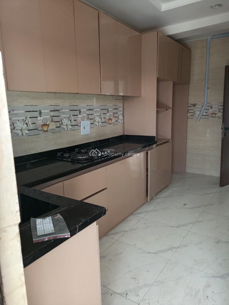 Sharp 3 Bedroom Terrace with Bq Serviced Estate, Ikate Elegushi, Lekki, Lagos, Terraced Duplex for Rent