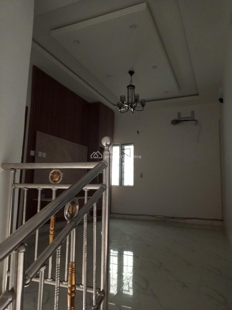 Sharp 3 Bedroom Terrace with Bq Serviced Estate, Ikate Elegushi, Lekki, Lagos, Terraced Duplex for Rent