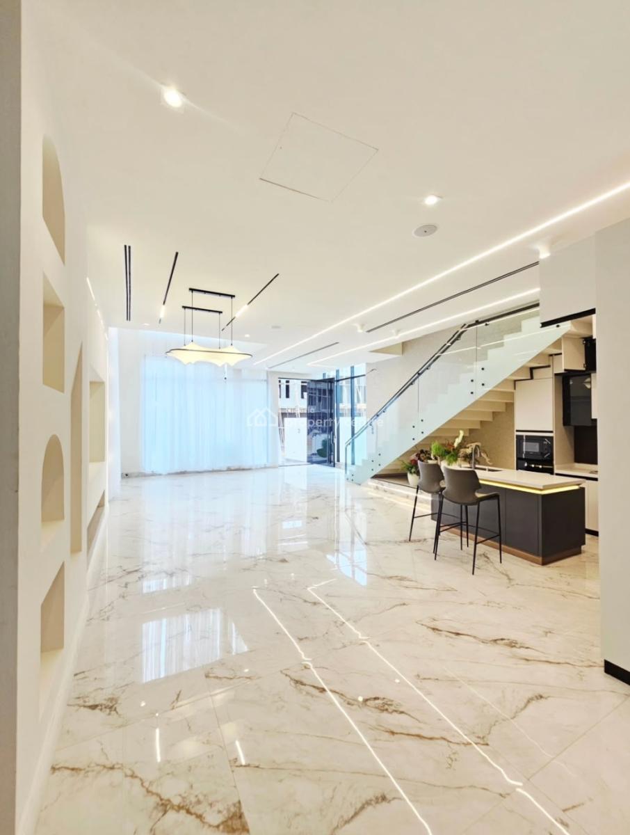 Magnificent 5 Bed Home with Pool, Bq and World Class Amenities, Lekki Phase 1, Lekki Lagos., Lekki, Lagos, Detached Duplex for Sale