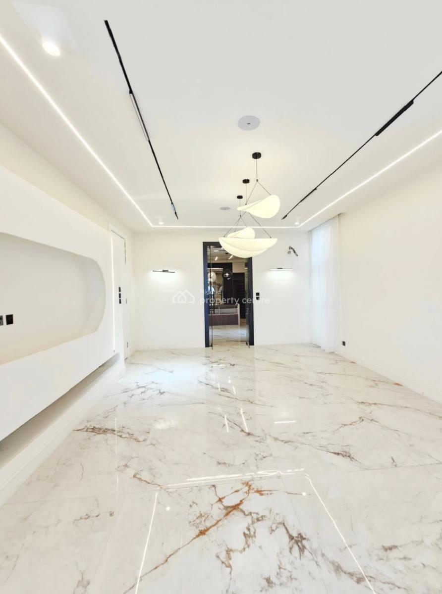 Magnificent 5 Bed Home with Pool, Bq and World Class Amenities, Lekki Phase 1, Lekki Lagos., Lekki, Lagos, Detached Duplex for Sale