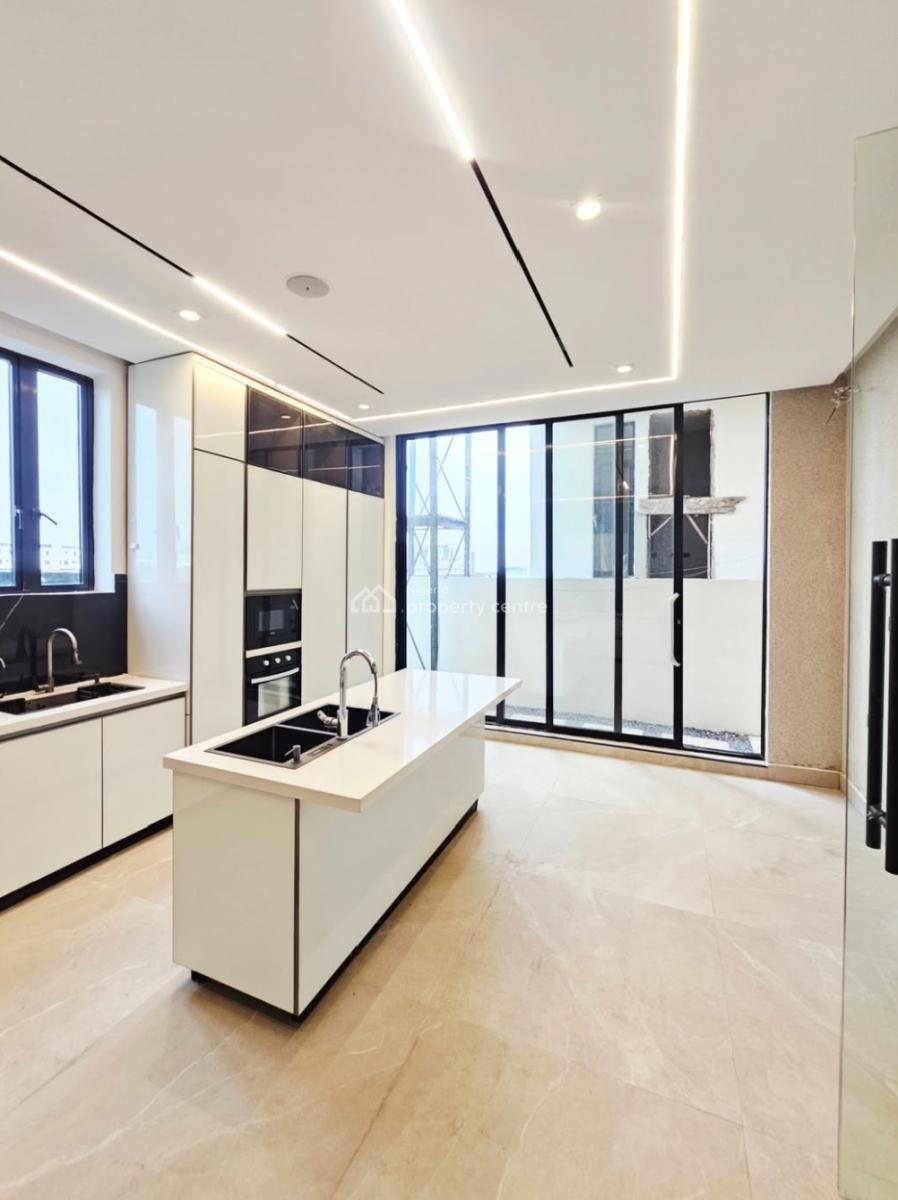 Magnificent 5 Bed Home with Pool, Bq and World Class Amenities, Lekki Phase 1, Lekki Lagos., Lekki, Lagos, Detached Duplex for Sale