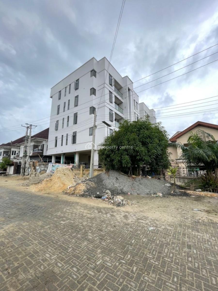 Well Built 2 Bedroom Apartment, Osapa, Lekki, Lagos, House for Sale