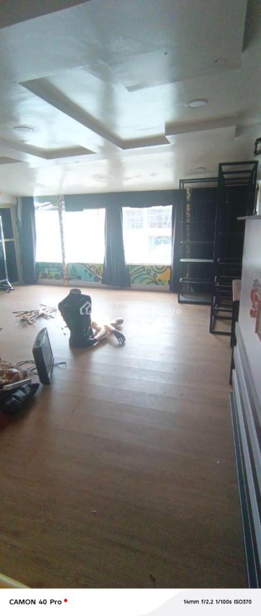 Big Shop Space in Lekki Phase 1, Facing Fola Osibo Road, Lekki Phase 1, Lekki, Lagos, Shop for Rent