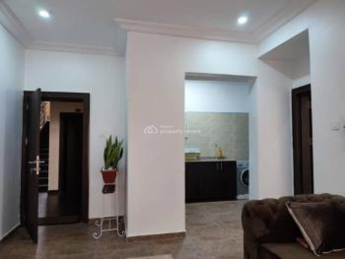 Well-furnished 1-bedroom Apartment with Wifi, Katampe, Abuja, Flat / Apartment for Rent