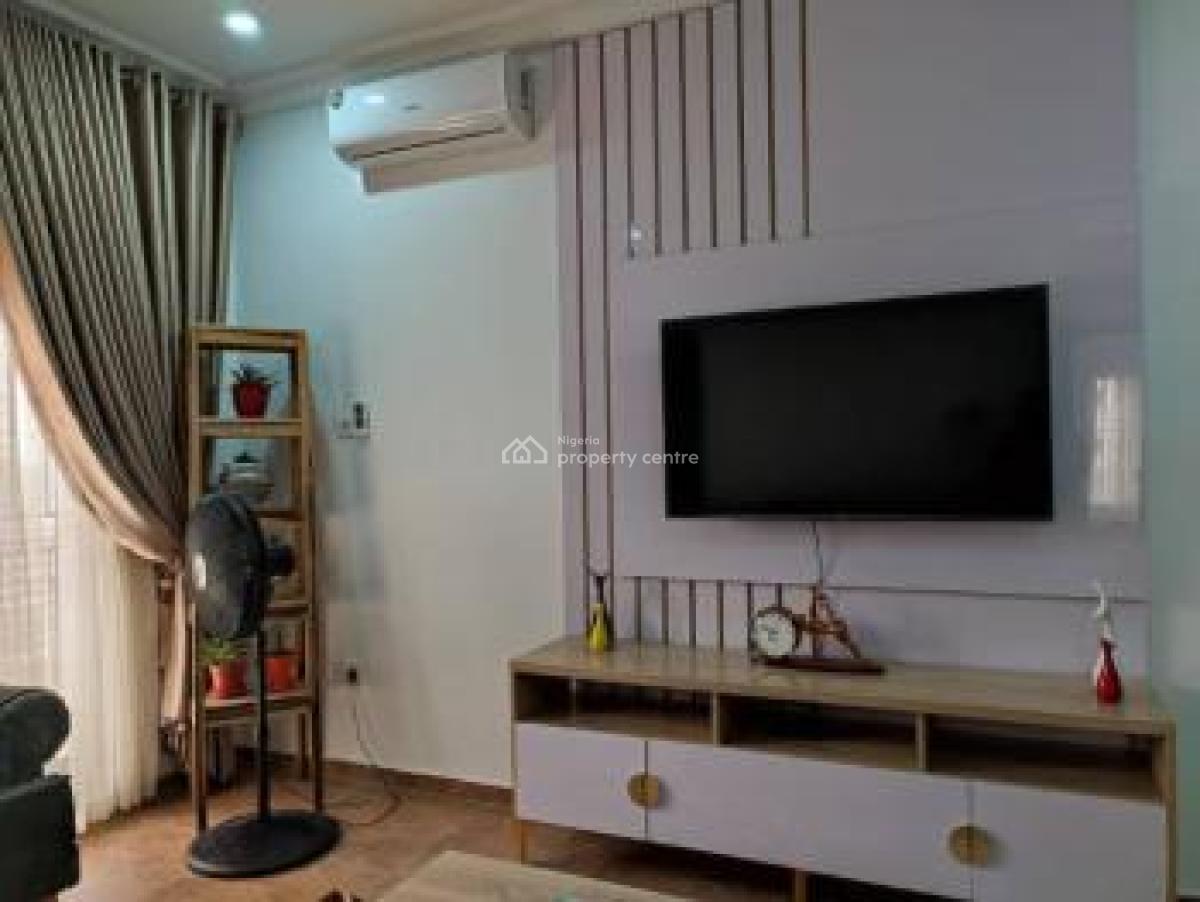 Well-furnished 1-bedroom Apartment with Wifi, Katampe, Abuja, Flat / Apartment for Rent