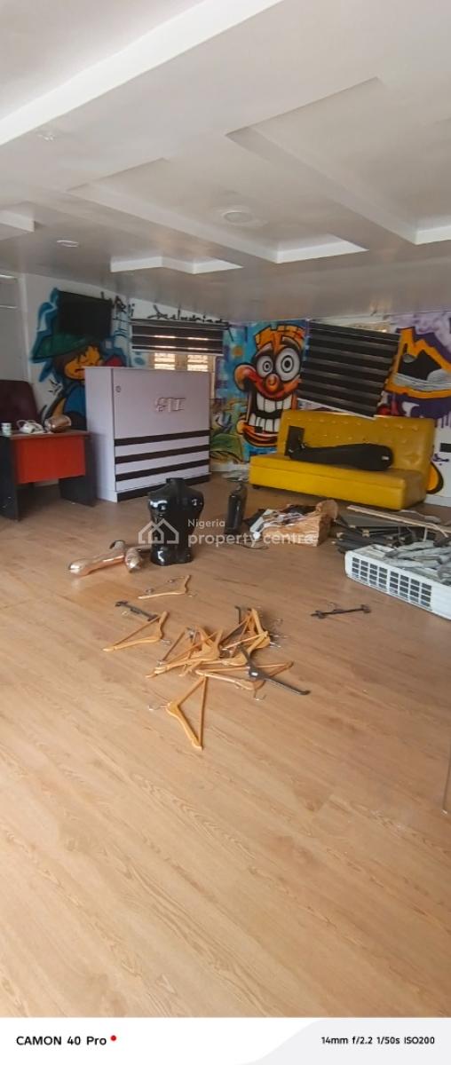 Shop Space for Restaurants and Bar in Phase 1, on Fola Osibo Road, Lekki Phase 1, Lekki, Lagos, Restaurant / Bar for Rent