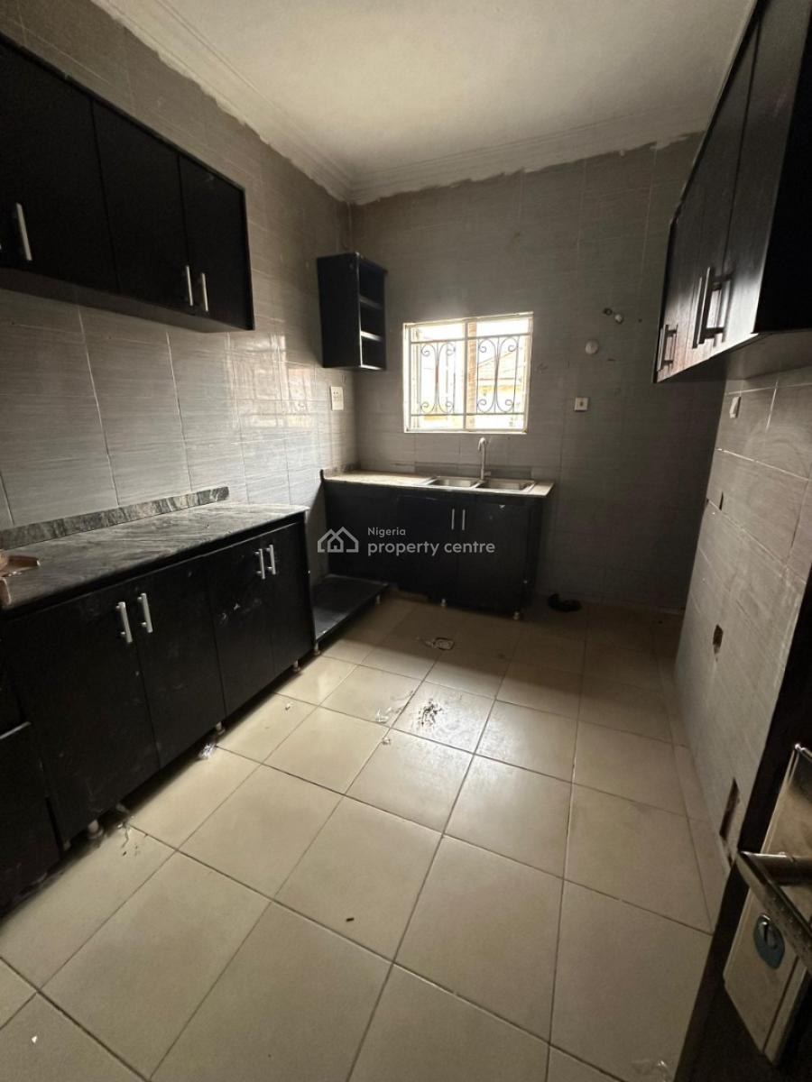Well Finished 2bedroom Apartment, Around Godab Lifecamp, Abuja, Life Camp, Abuja, Flat / Apartment for Rent