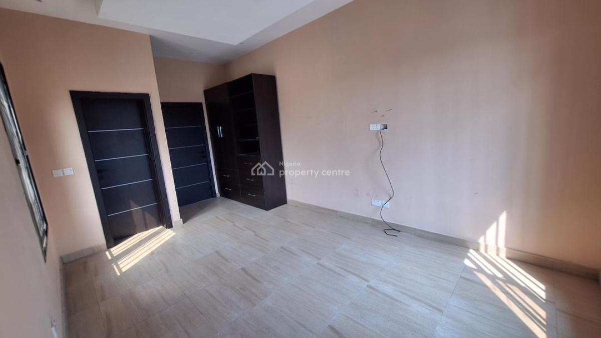 Decent 3bedroom Terrace with Bq, Agungi, Lekki, Lagos, Terraced Duplex for Rent