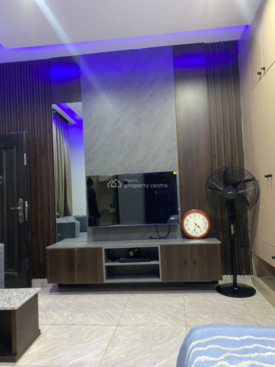 Comfortable Studio Apartments in a Mini Estate with Swimming Pool, Off Arab Road, Kubwa, Abuja, Self Contain (single Rooms) Short Let