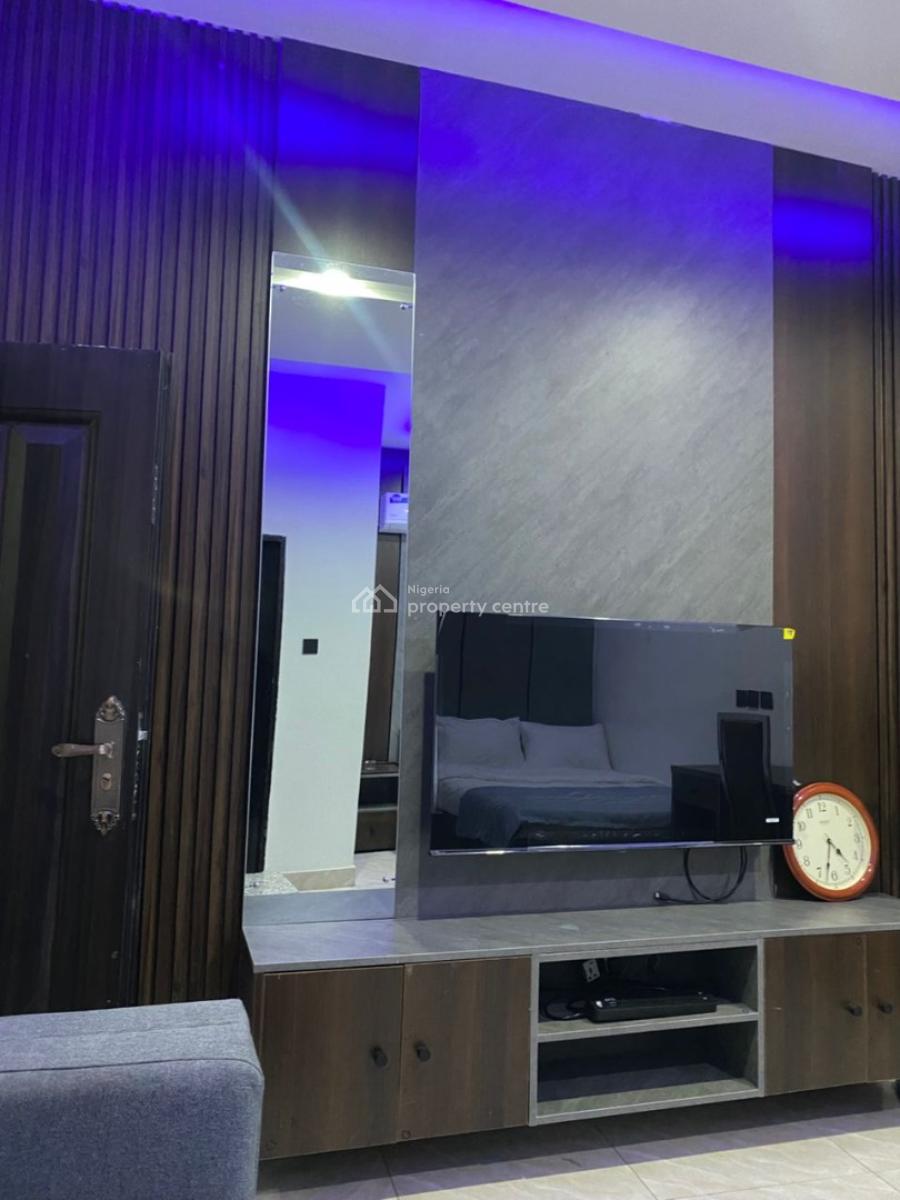 Comfortable Studio Apartments in a Mini Estate with Swimming Pool, Off Arab Road, Kubwa, Abuja, Self Contain (single Rooms) Short Let