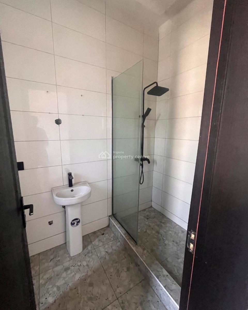 Lovely 2 Bedroom Apartment with Bq, Ikate, Ikate, Lekki, Lagos, Block of Flats for Sale