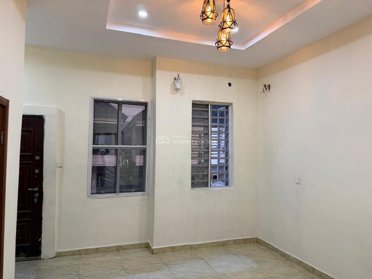 Well Maintained 6 Units of 2 Bedroom Apartment, Lekki Phase 1, Lekki, Lagos, House for Rent