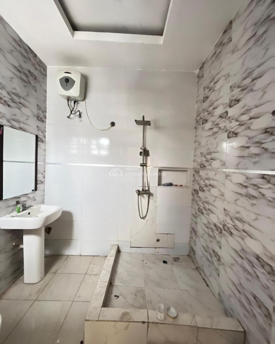 Lovely 4 Bedroom Apartment with Bq, Osapa London, Osapa, Lekki, Lagos, Block of Flats for Sale