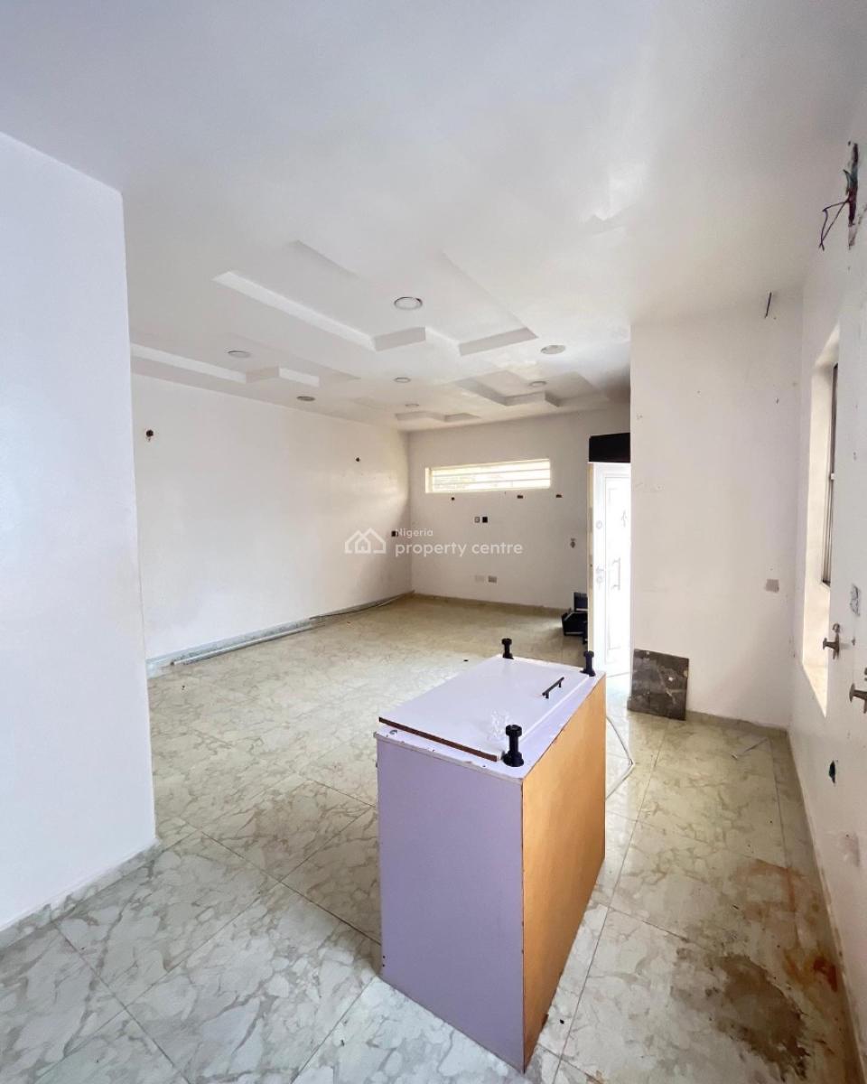 Lovely 4 Bedroom Apartment with Bq, Osapa London, Osapa, Lekki, Lagos, Block of Flats for Sale