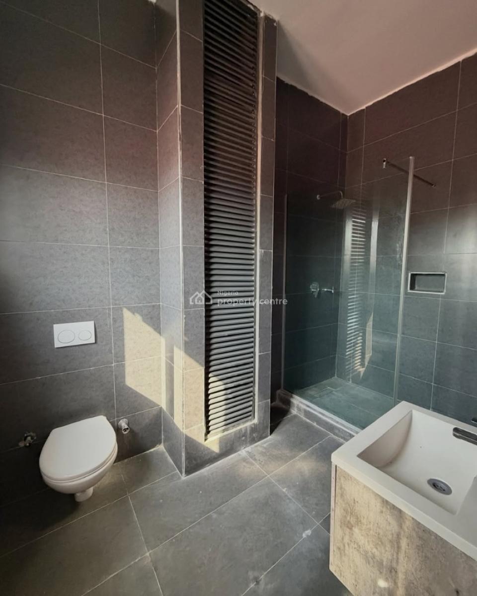 Serviced 3 Bedroom Apartment with Bq, Victoria Island (vi), Lagos, Block of Flats for Sale