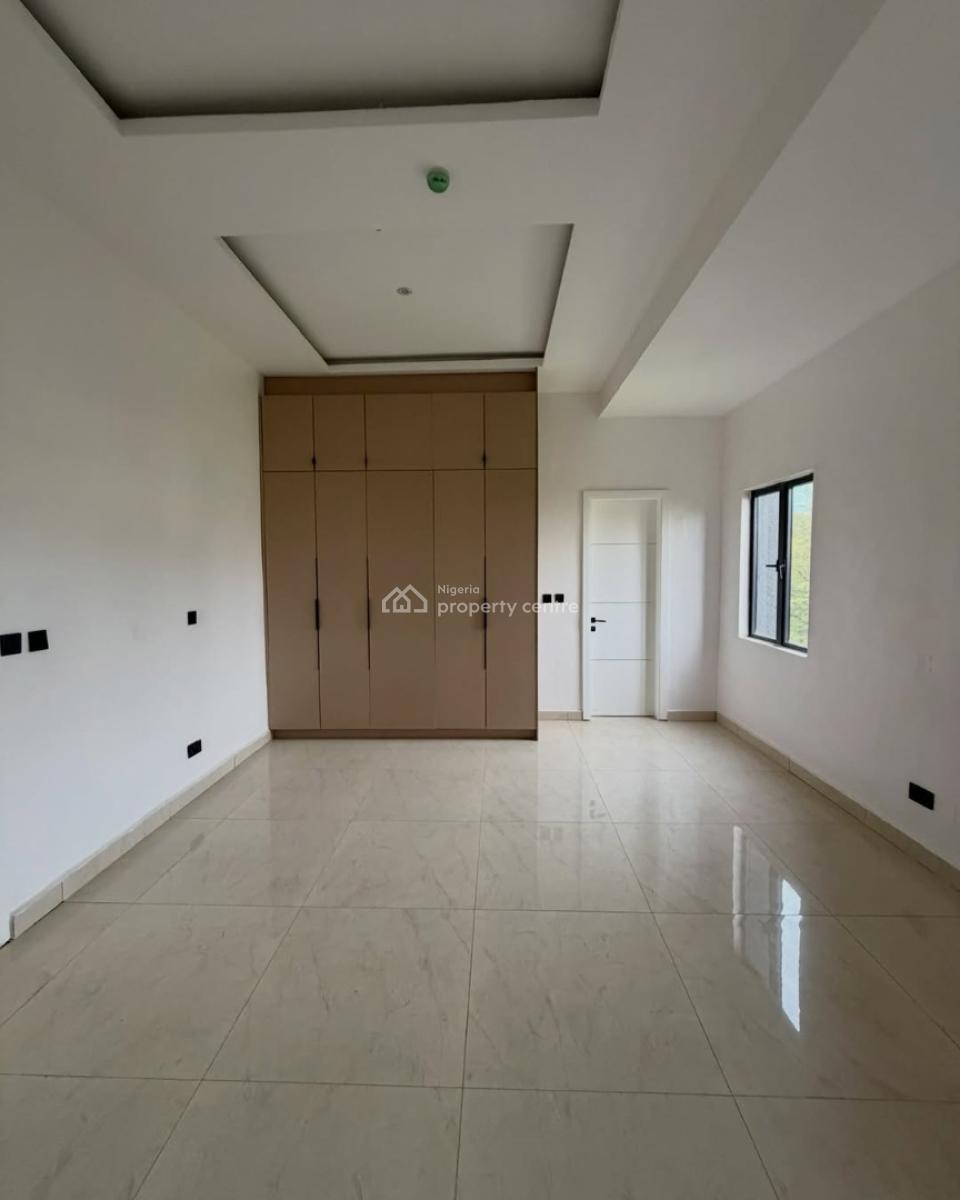 Serviced 3 Bedroom Apartment with Bq, Victoria Island (vi), Lagos, Block of Flats for Sale