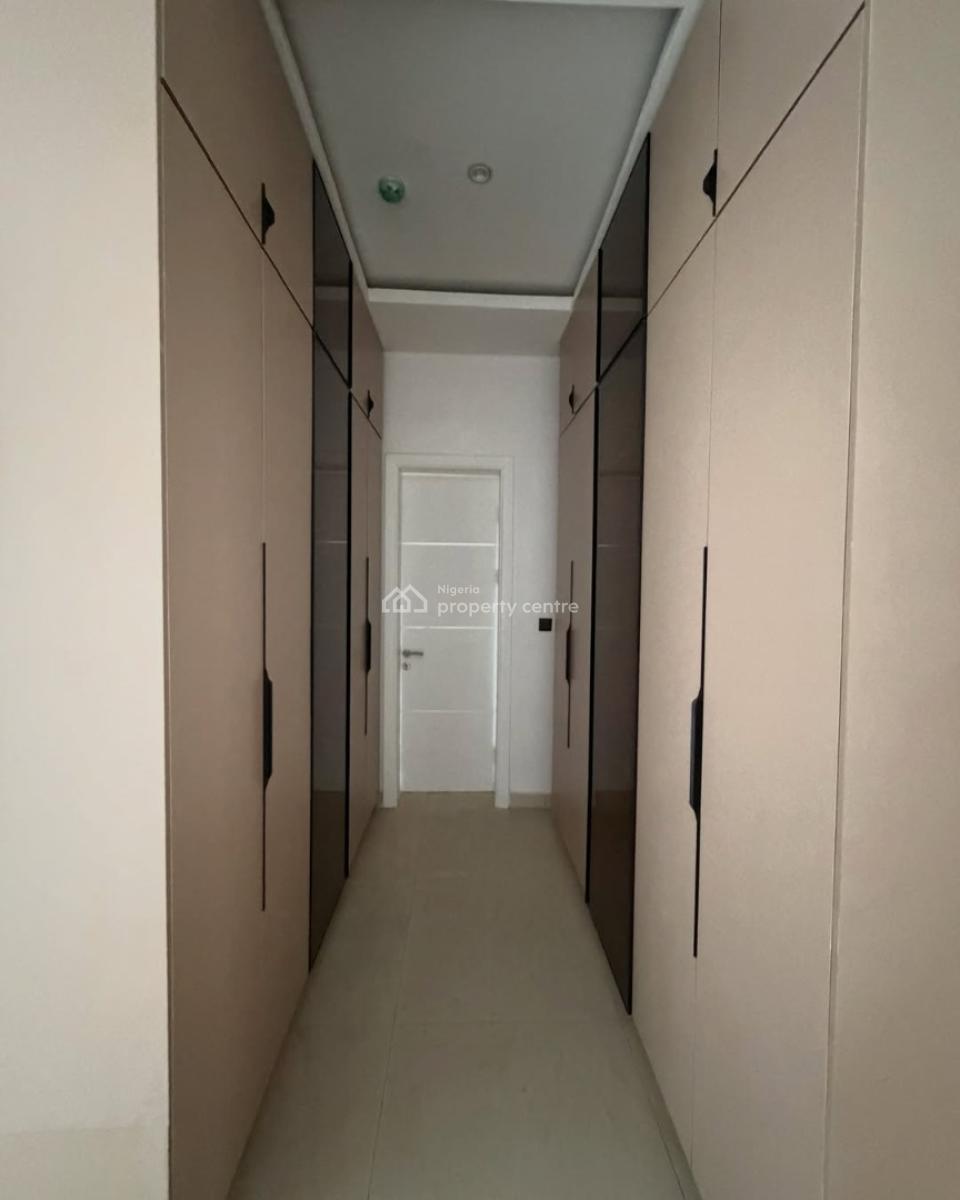 Serviced 3 Bedroom Apartment with Bq, Victoria Island (vi), Lagos, Block of Flats for Sale