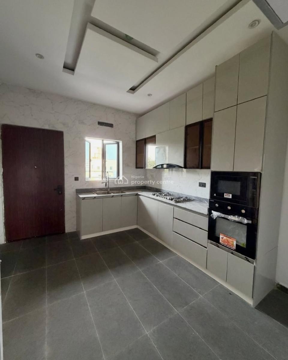 Serviced 3 Bedroom Apartment with Bq, Victoria Island (vi), Lagos, Block of Flats for Sale