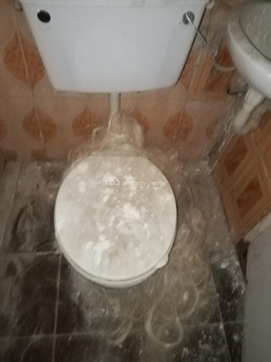 Well Renovated Room and Parlor, Majek, Opposite Fara Park..., Sangotedo, Ajah, Lagos, Mini Flat (room and Parlour) for Rent