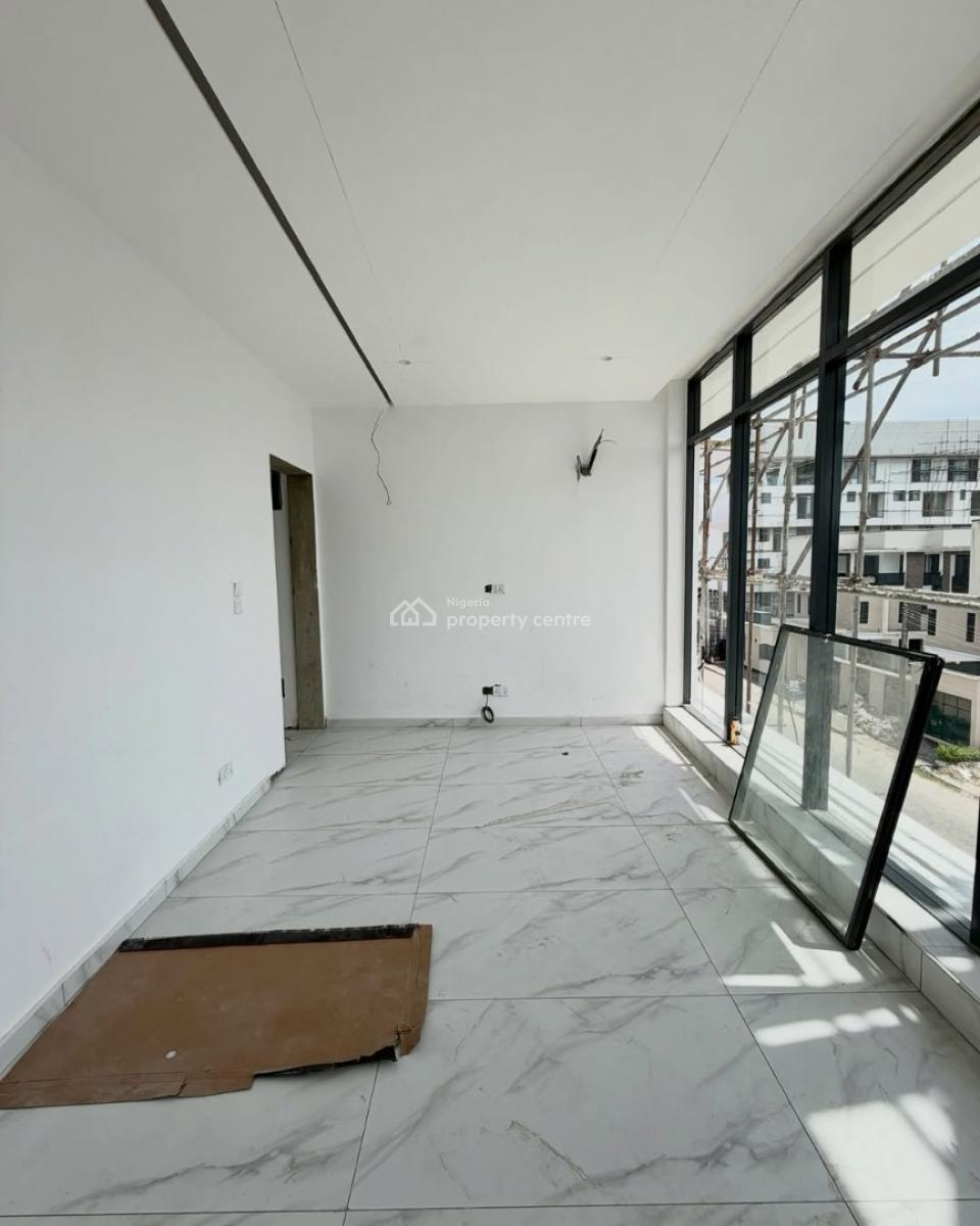 Serviced 2 Bedroom Apartment, Lekki Phase One, Lekki, Lagos, Block of Flats for Sale