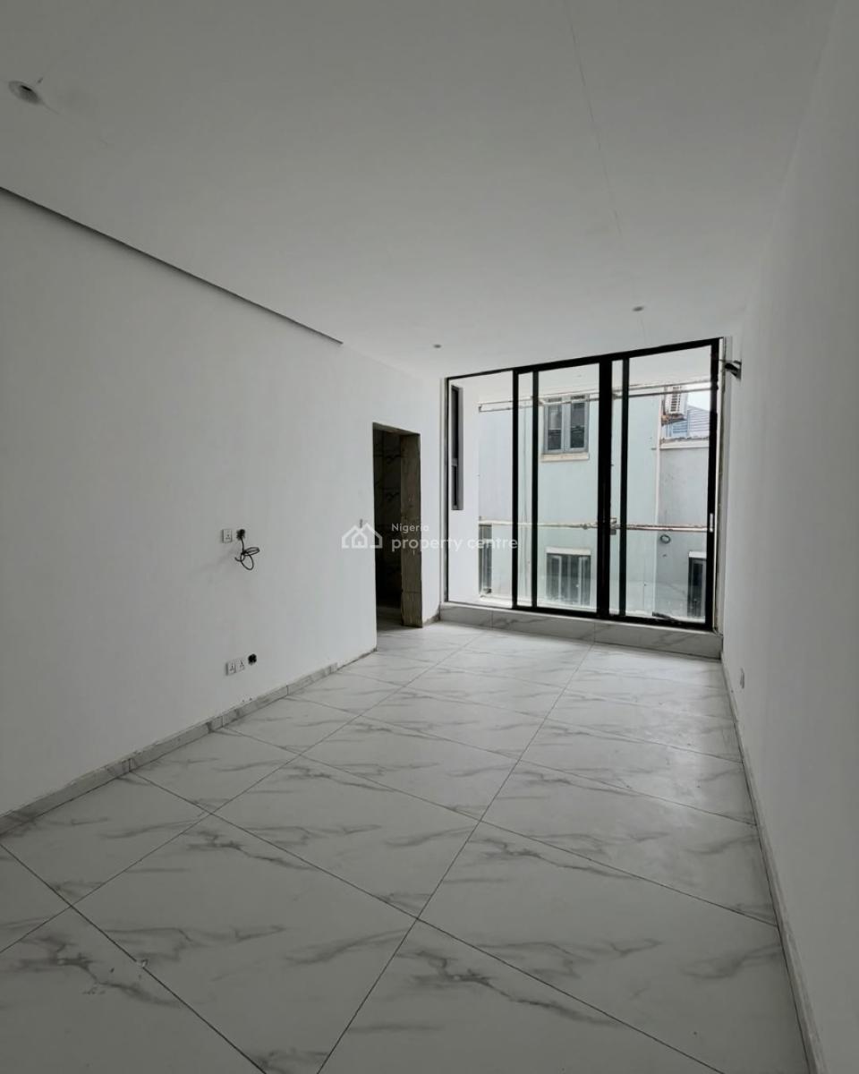 Serviced 2 Bedroom Apartment, Lekki Phase One, Lekki, Lagos, Block of Flats for Sale