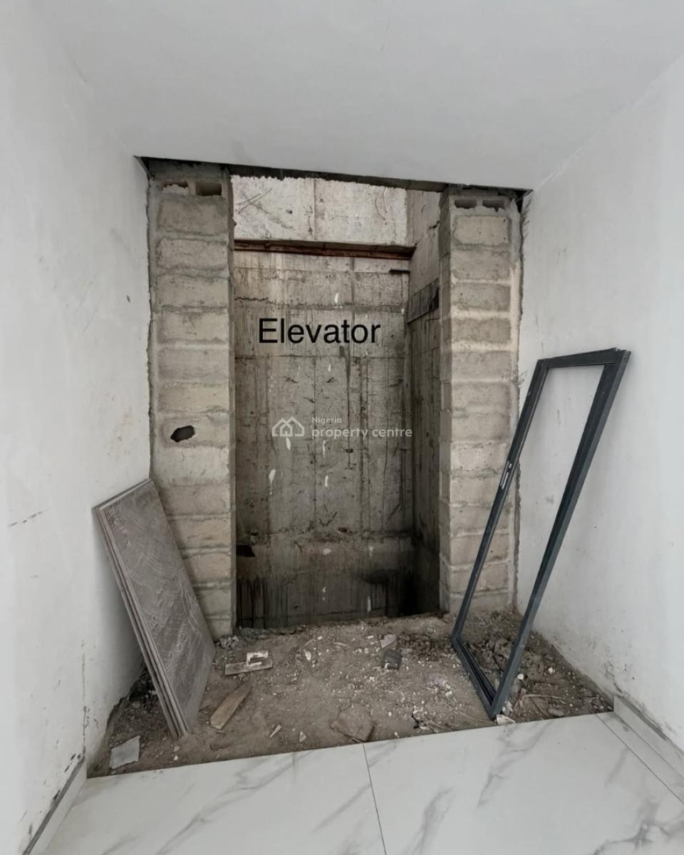 Serviced 2 Bedroom Apartment, Lekki Phase One, Lekki, Lagos, Block of Flats for Sale