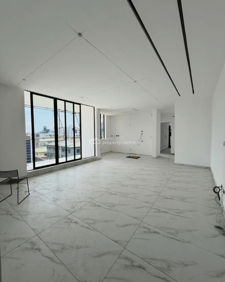 Serviced 2 Bedroom Apartment, Lekki Phase One, Lekki, Lagos, Block of Flats for Sale