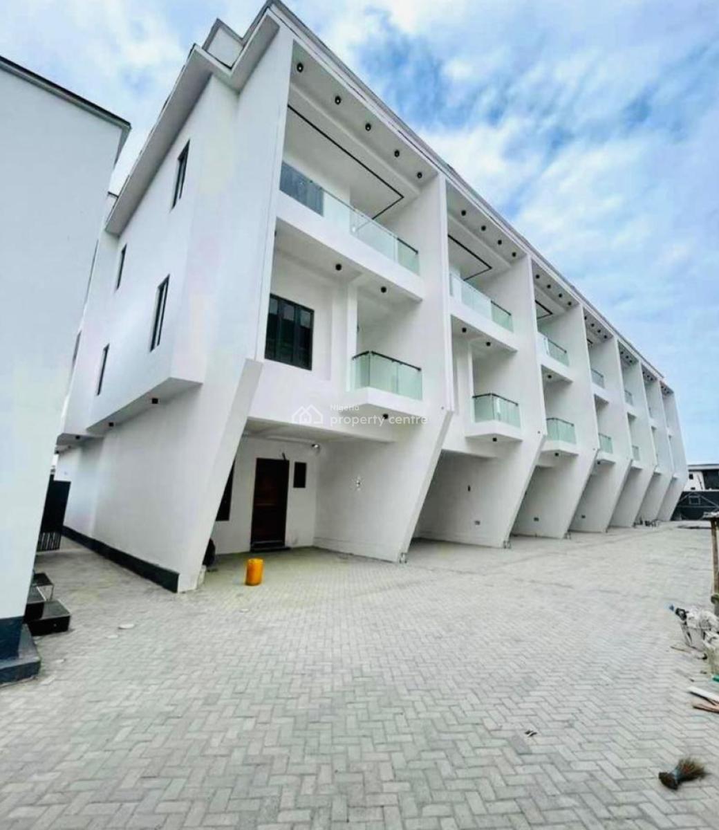 Massively Spacious 4 Bedroom Semi Detached House, Lekki, Lagos, Semi-detached Duplex for Rent