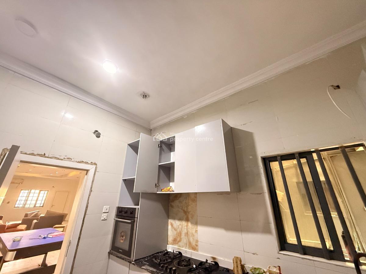 8 Units 3 Bedroom Flat in a Secured Enviromment, Ayodele Odubiyi, Lekki Phase 1, Lekki, Lagos, Flat / Apartment for Rent