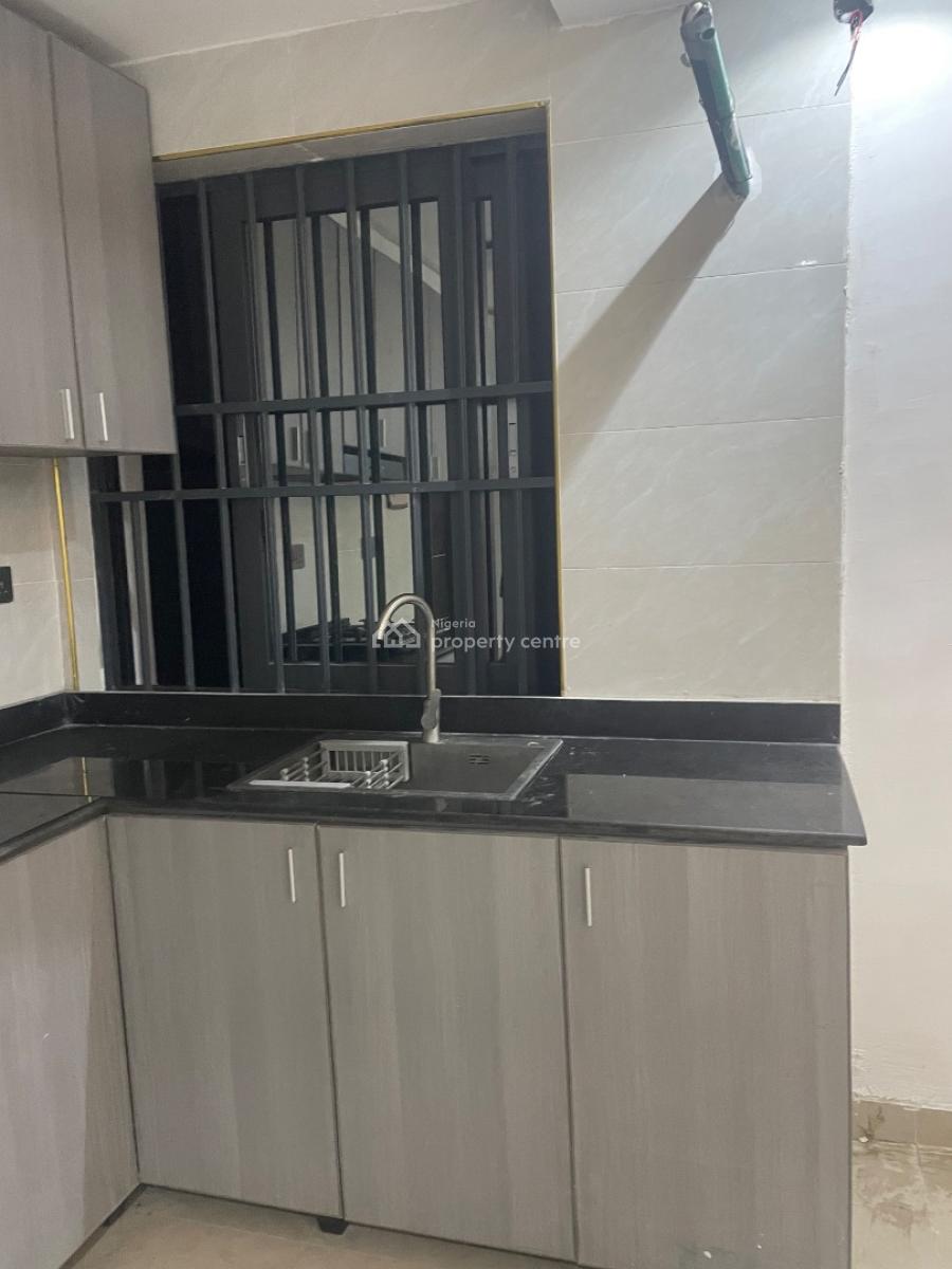 Luxury Miniflat Has Solar Gascooker Heatextractor  Water Heater, Badore, Badore, Ajah, Lagos, House for Rent