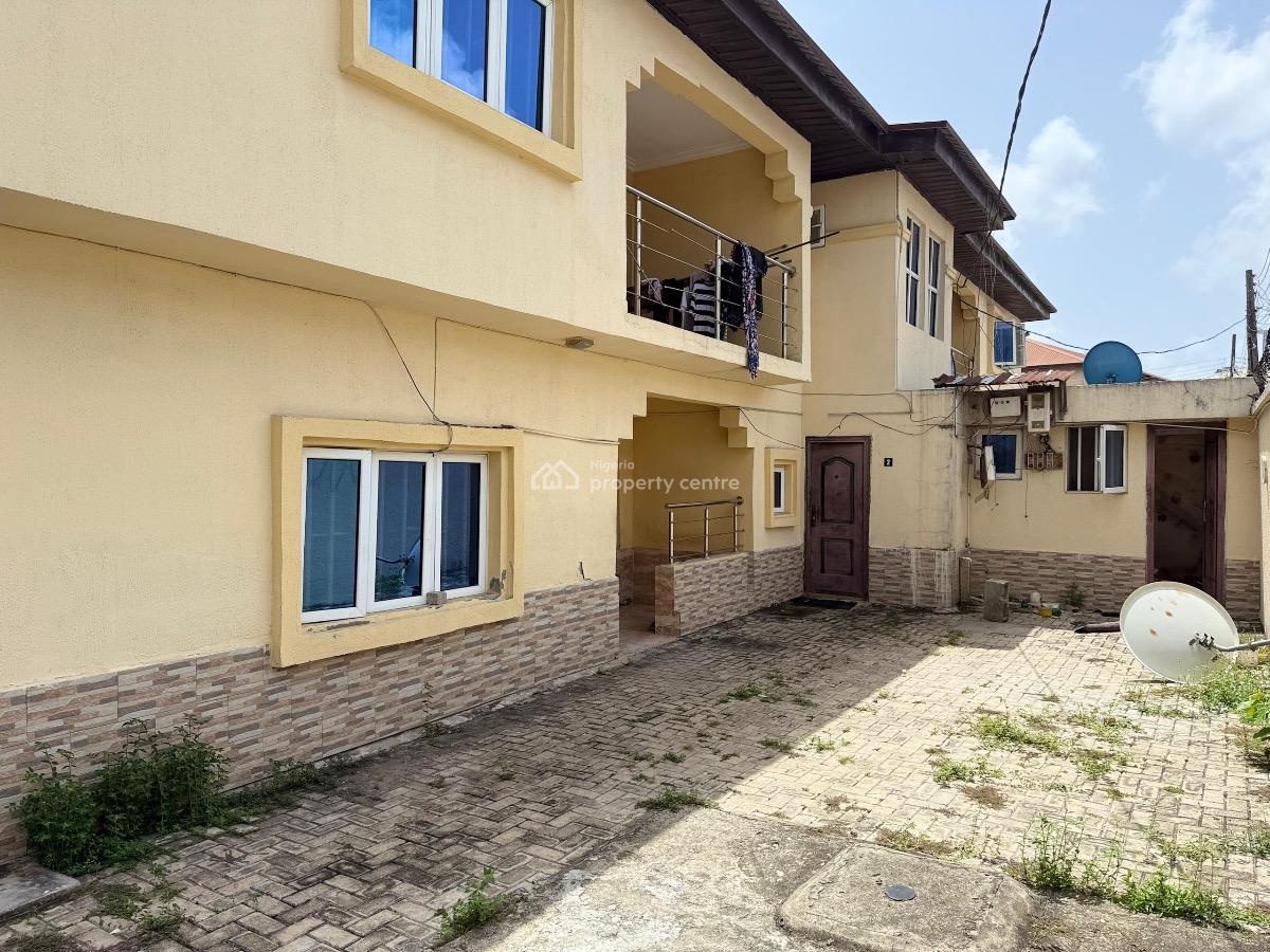 4 Units of 3 Bedroom Apartment in a Good Location, Budo, Lekki Phase 2, Lekki, Lagos, Flat / Apartment for Sale