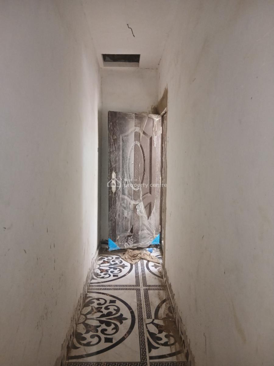 Fantastic New 2-bedroom, Yaba, Lagos, Flat / Apartment for Rent