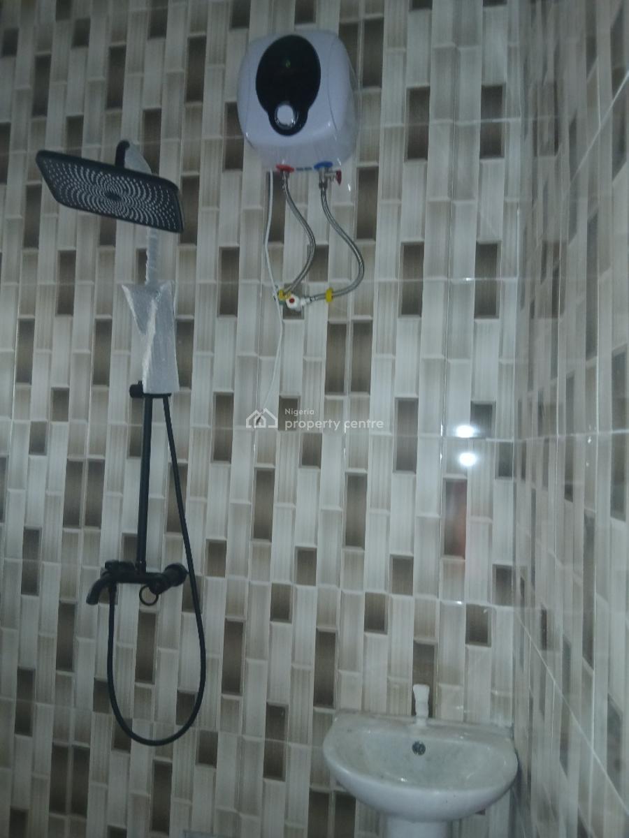 Fantastic New 2-bedroom, Yaba, Lagos, Flat / Apartment for Rent