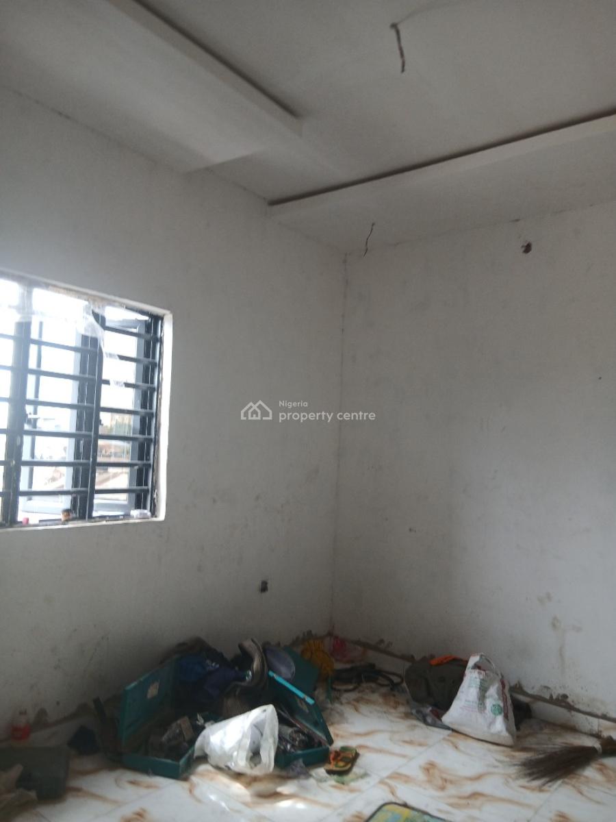 Fantastic New 2-bedroom, Yaba, Lagos, Flat / Apartment for Rent