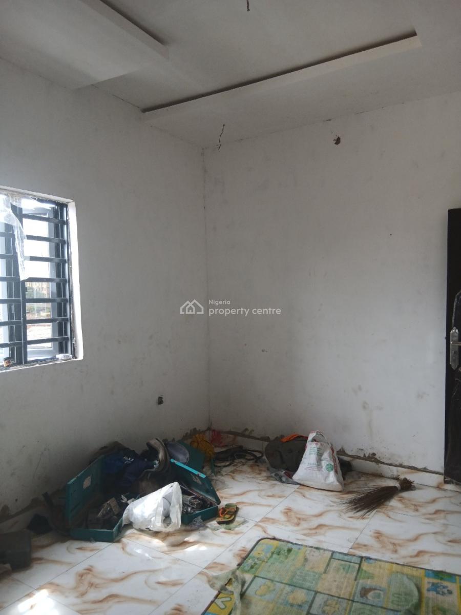 Fantastic New 2-bedroom, Yaba, Lagos, Flat / Apartment for Rent