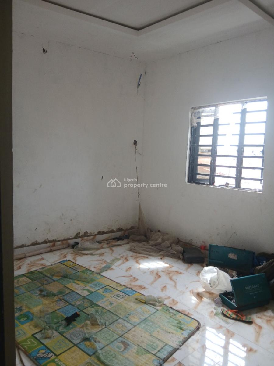 Fantastic New 2-bedroom, Yaba, Lagos, Flat / Apartment for Rent