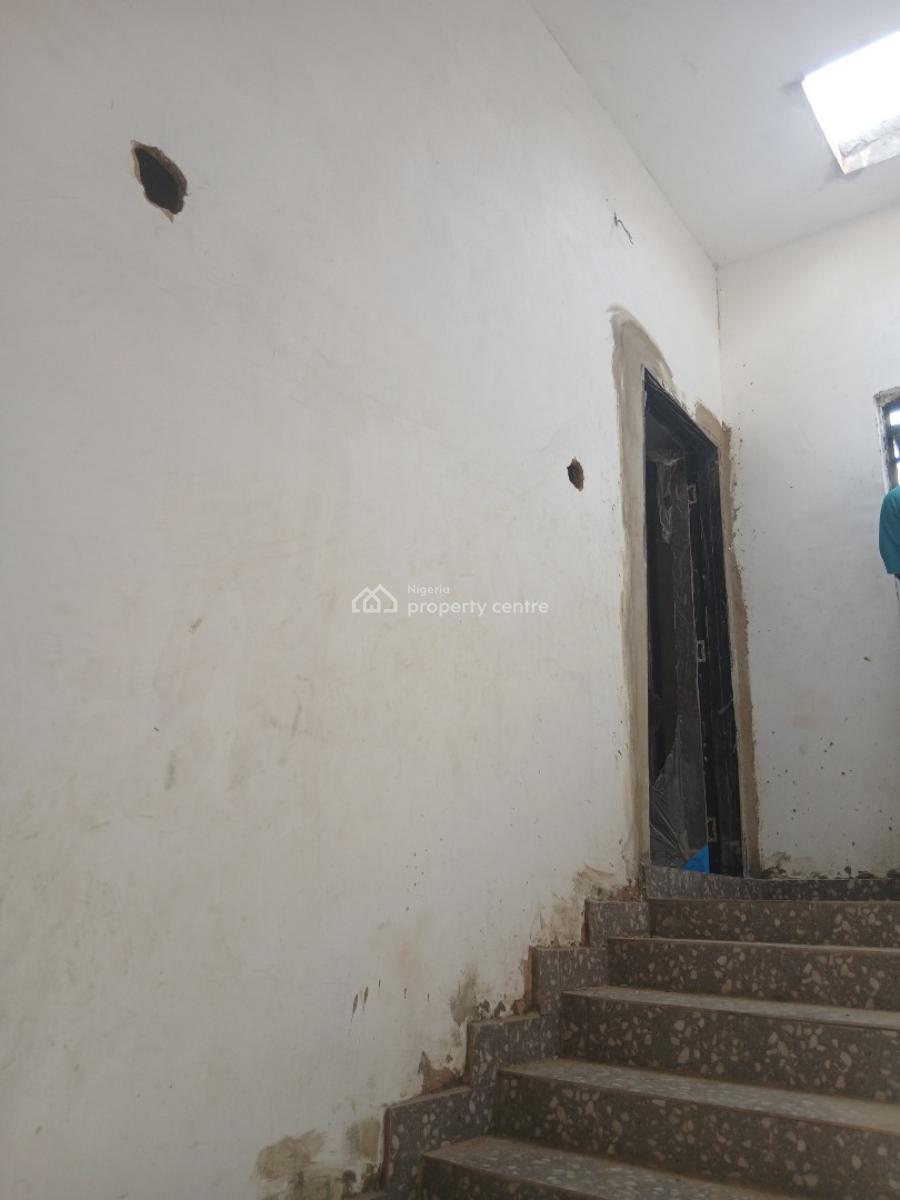 Fantastic New 2-bedroom, Yaba, Lagos, Flat / Apartment for Rent