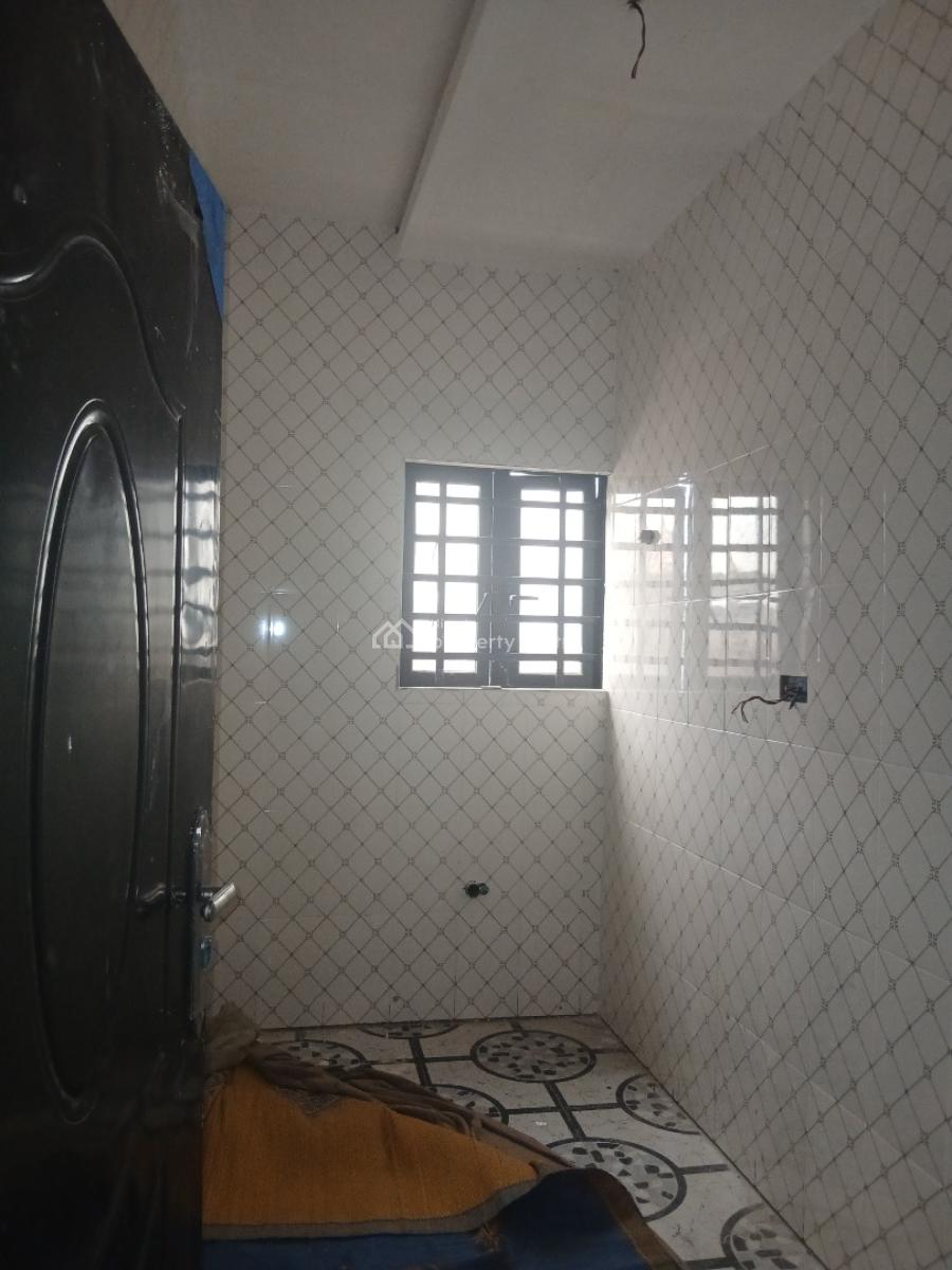 Fantastic New 2-bedroom, Yaba, Lagos, Flat / Apartment for Rent