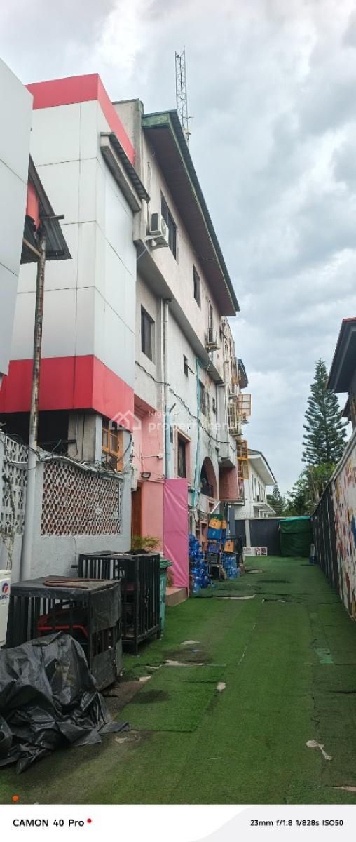 Shop Space Available for Spar and Salon Business, Off Fola Osibo Road, Lekki Phase 1, Lekki, Lagos, Shop for Rent