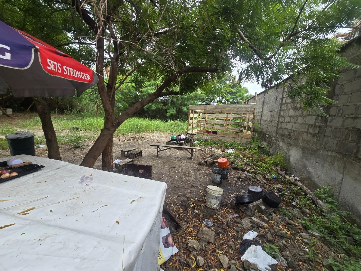 Empty Land Size*: 1,691 Square Meters Fence, Off Admiralty Road, Lekki Phase 1, Lekki, Lagos, Residential Land for Sale