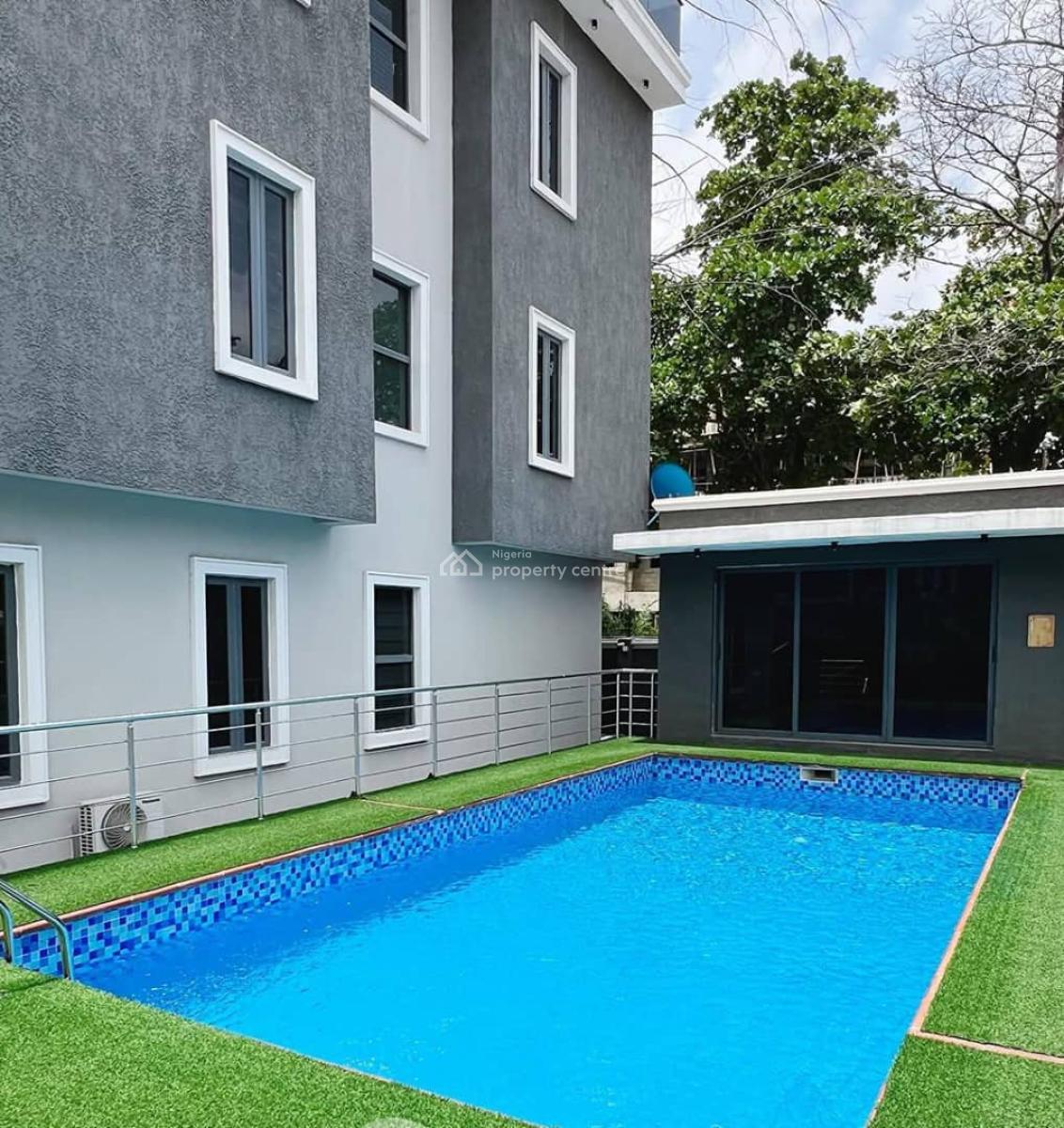 Spacious 4 Bedroom Terrace  Duplex with Bq, Lekki Phase 1, Lekki, Lagos, Terraced Duplex for Rent