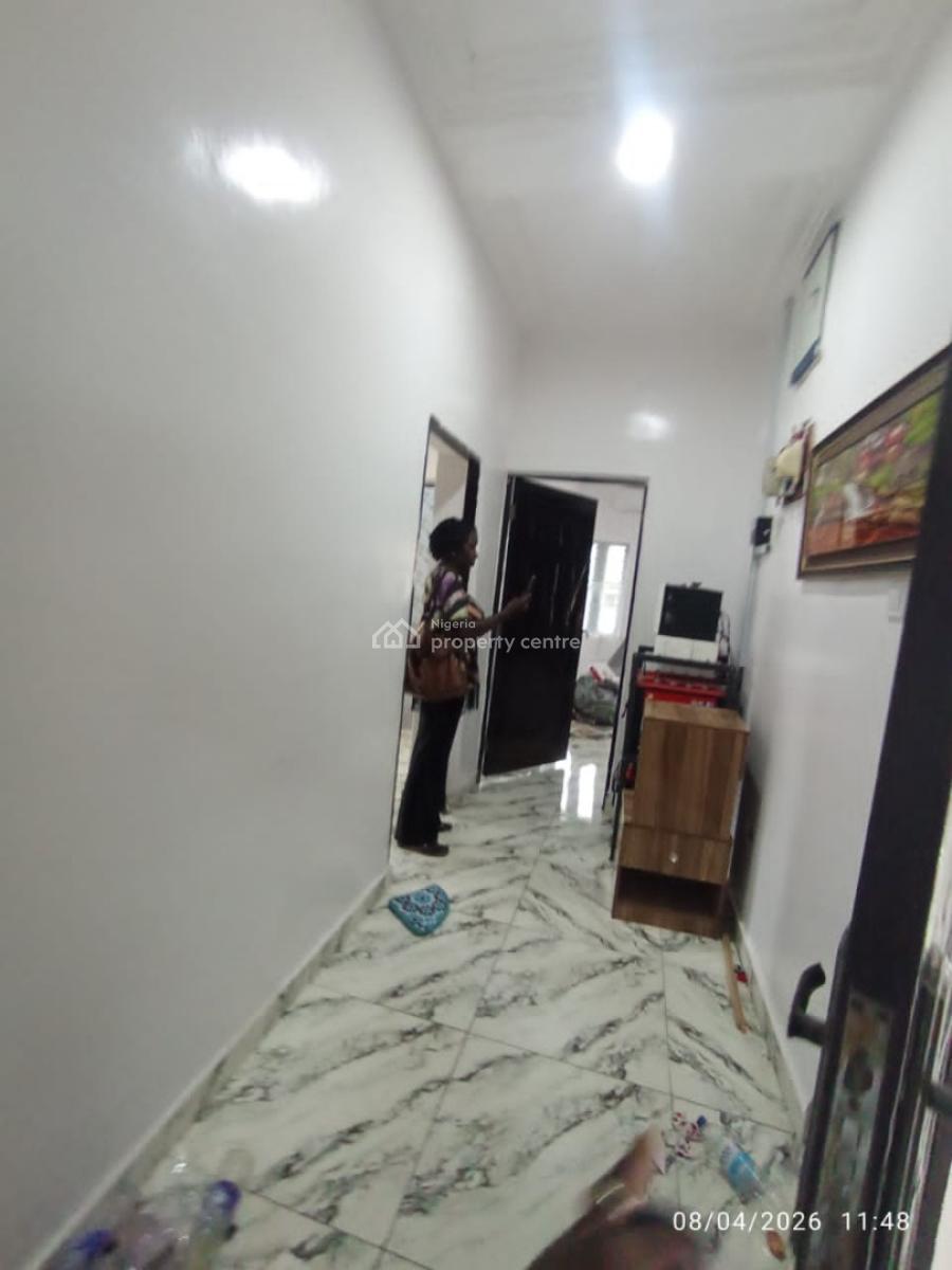 a Spacious 2 Bedroom  Flat Upstairs, Badore, Ajah, Lagos, Flat / Apartment for Rent