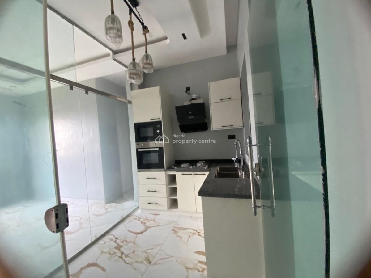 2bedroom Apartment, Off Freedom Way, Lekki Phase 1, Lekki, Lagos, Flat / Apartment for Rent
