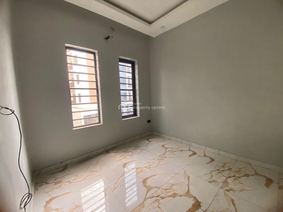 2bedroom Apartment, Off Freedom Way, Lekki Phase 1, Lekki, Lagos, Flat / Apartment for Rent