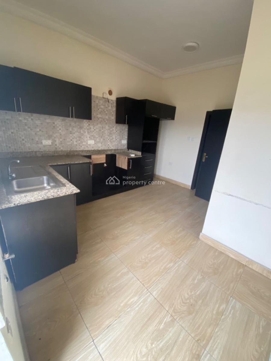 Luxury 2bedroom Flat with a Bq, Lekki Sheme 2, Abraham Adesanya, Ajah, Lagos, Flat / Apartment for Rent