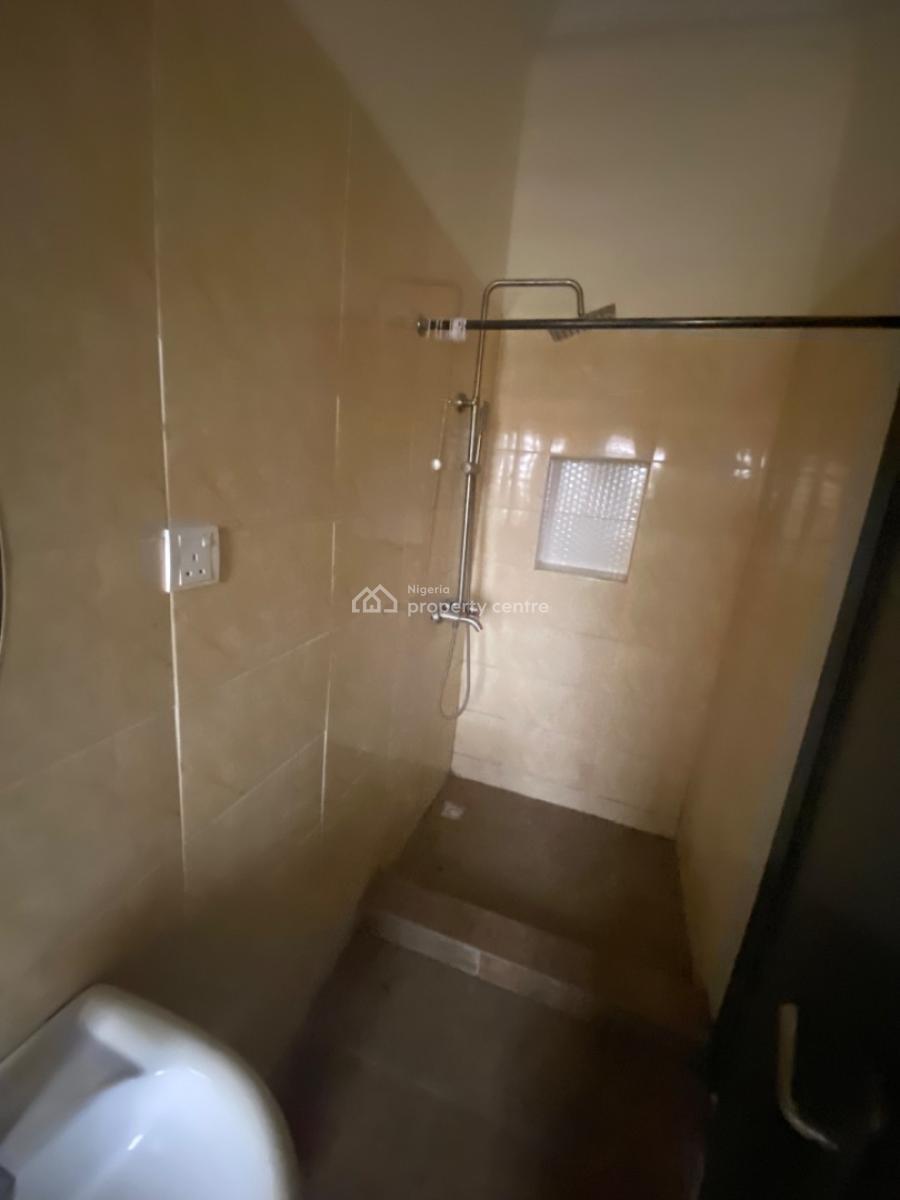 Luxury 2bedroom Flat with a Bq, Lekki Sheme 2, Abraham Adesanya, Ajah, Lagos, Flat / Apartment for Rent