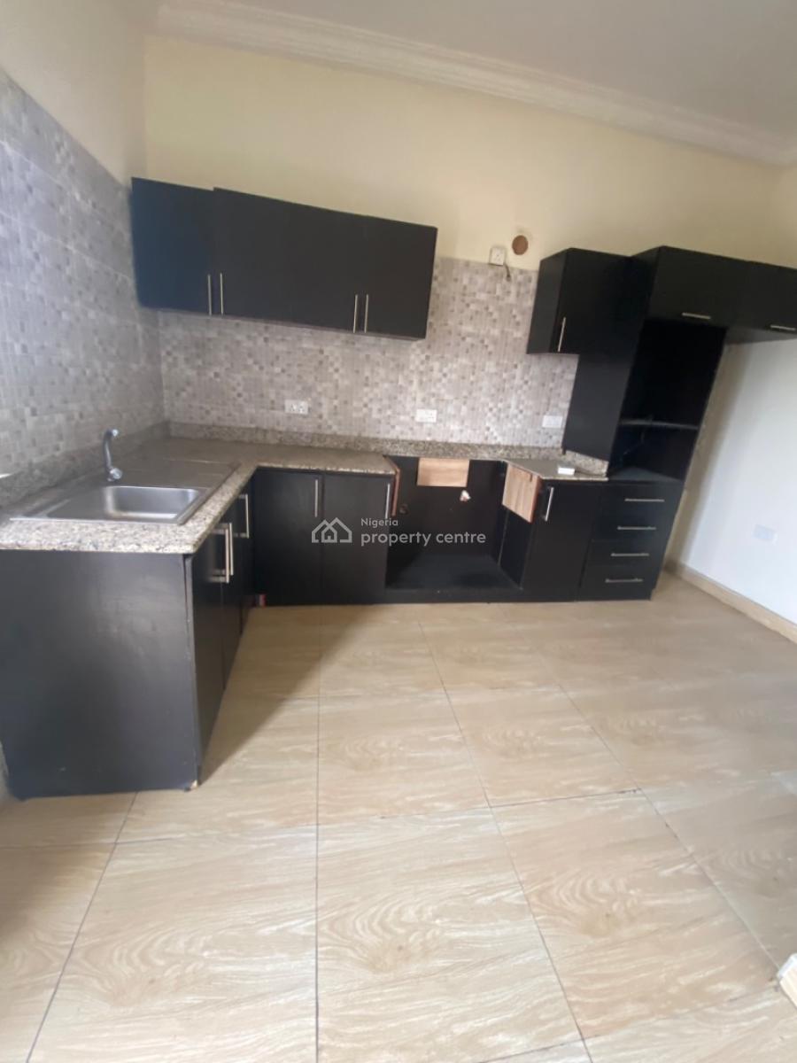 Luxury 2bedroom Flat with a Bq, Lekki Sheme 2, Abraham Adesanya, Ajah, Lagos, Flat / Apartment for Rent