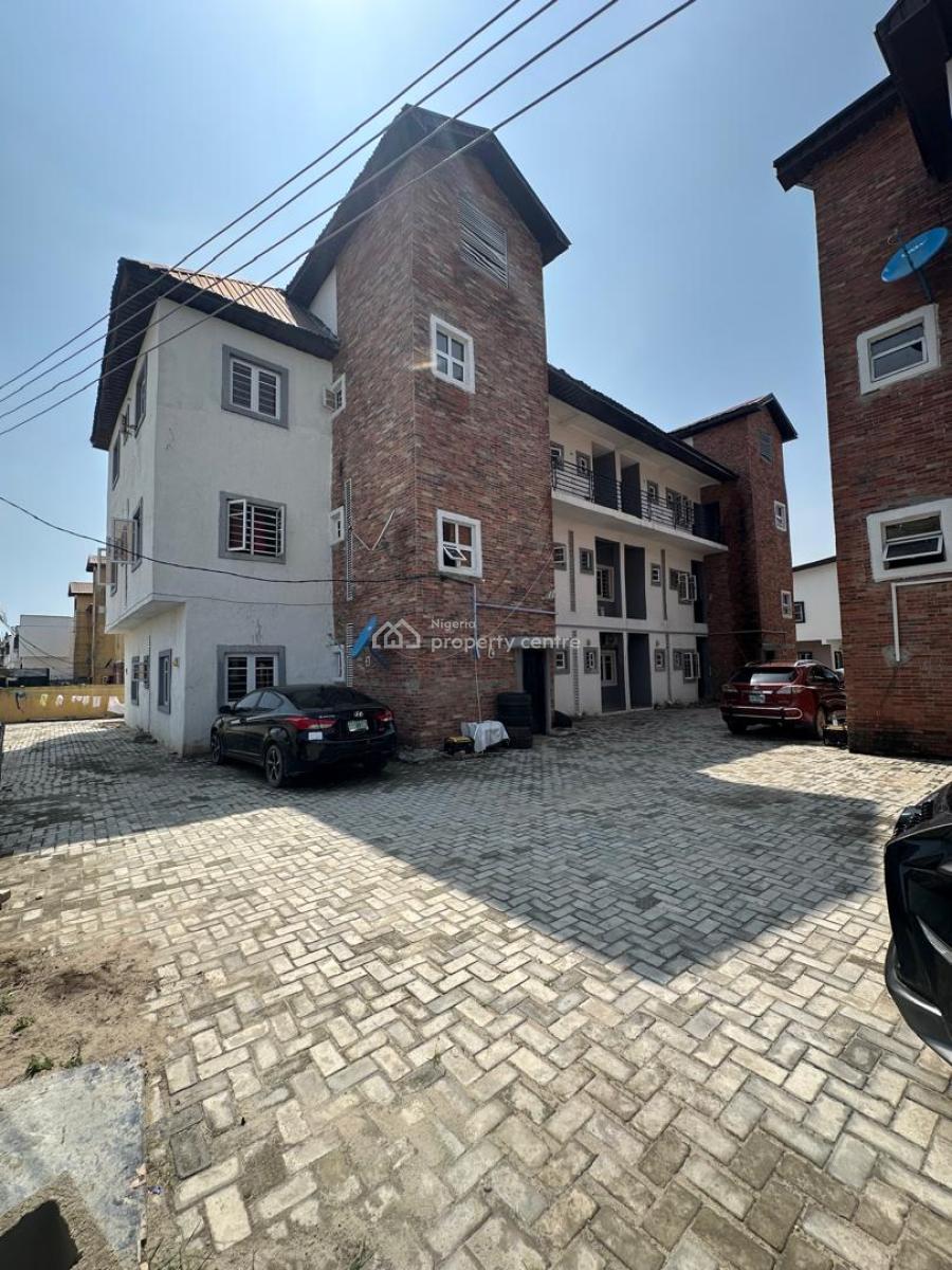Distress Deal Semi Furnished Well  Built 2 Bed Apartment, Ikota, Lekki, Lagos, Block of Flats for Sale