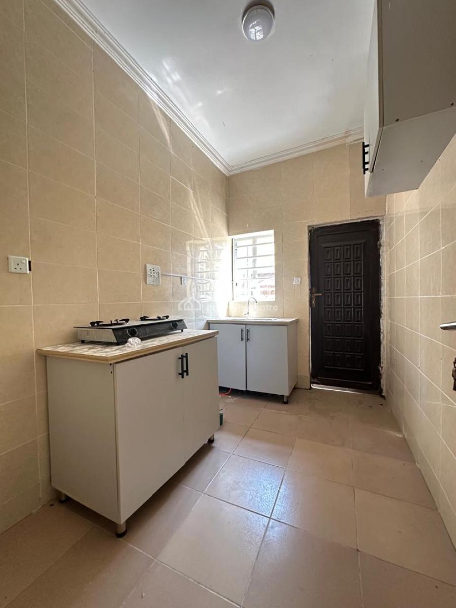 Distress Deal Semi Furnished Well  Built 2 Bed Apartment, Ikota, Lekki, Lagos, Block of Flats for Sale