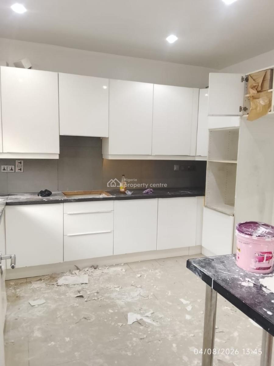 3-bedroom Commercial Apartment Upstairs with Big Balcony, Lekki Phase 1, Lekki, Lagos, Lekki Phase 1, Lekki, Lagos, Office Space for Rent